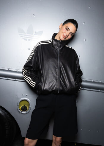 Full leaked Kendall jenner private onlyfans photo