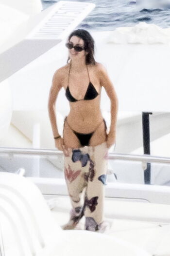 Full leaked Kendall jenner  page private onlyfans photo