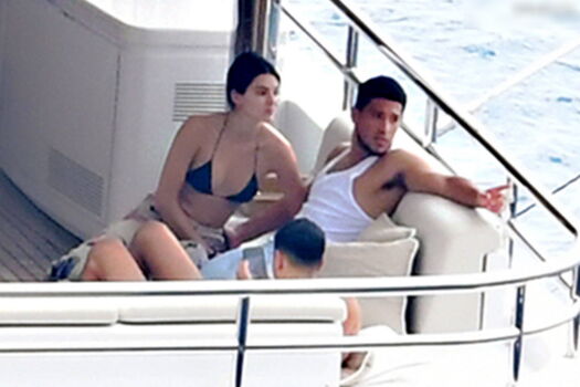 Full leaked Kendall jenner  page private onlyfans photo
