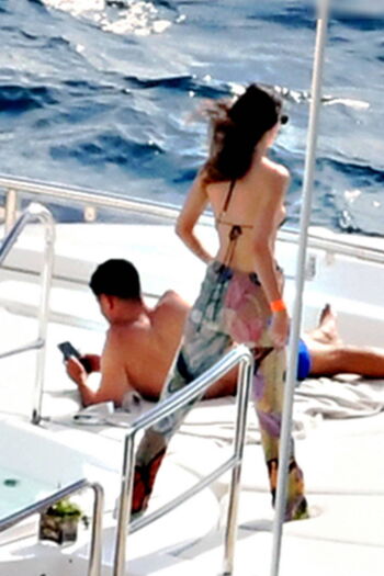 Full leaked Kendall jenner  page private onlyfans photo
