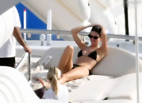 Full leaked Kendall jenner  page private onlyfans photo