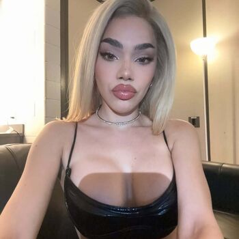 Full leaked Kenia os page private onlyfans photo