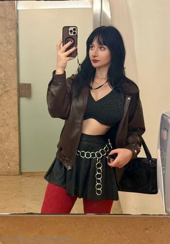 Full leaked Kenizinea  page private onlyfans photo