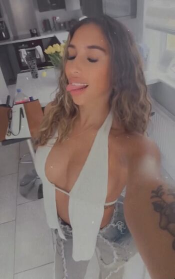 Full leaked Kenzie brooke private onlyfans photo