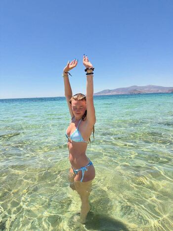 Full leaked Kenzie yolles private onlyfans photo