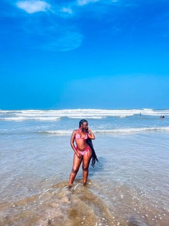 Full leaked Keratilwe thapeli private onlyfans photo