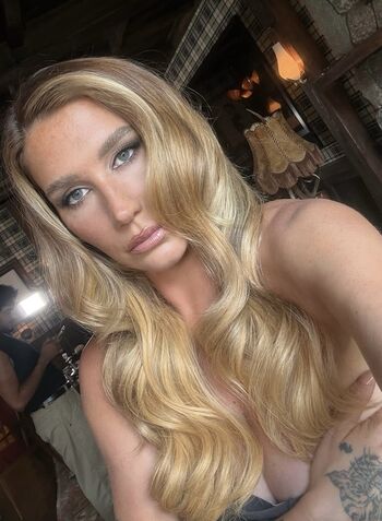 Full leaked Kesha private onlyfans photo