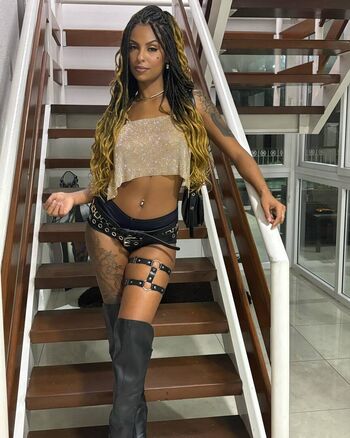 Kesia Lins