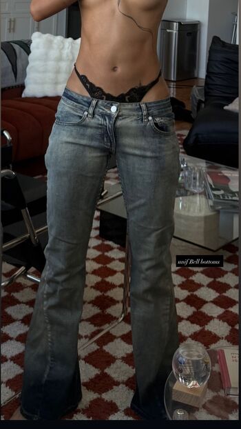 Full leaked Kharmaschild private onlyfans photo