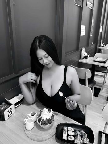 Full leaked Khemjira sawadtarn private onlyfans photo