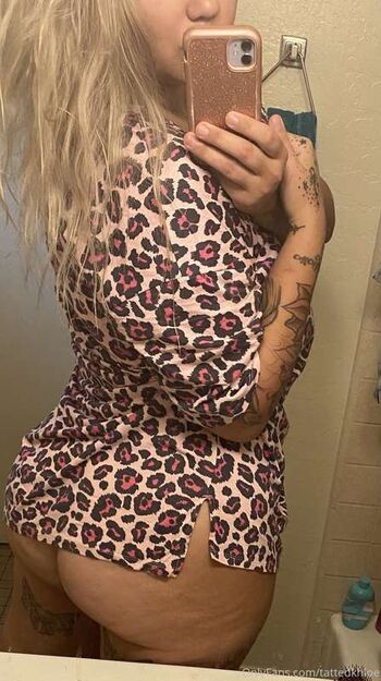 Full leaked Khloe lynn private onlyfans photo