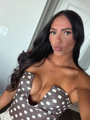 Kiana James