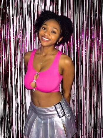 Full leaked Kiana washington private onlyfans photo