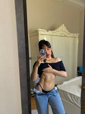 kianafaridii