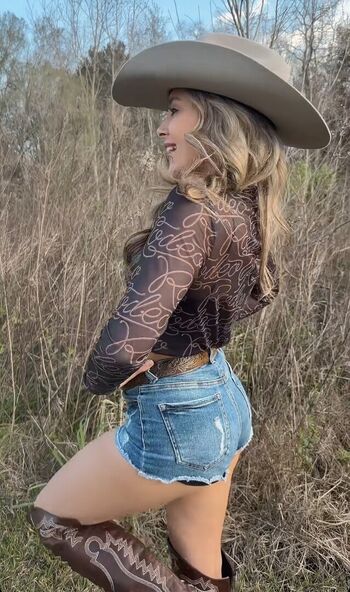 Full leaked Kiara louviere page private onlyfans photo