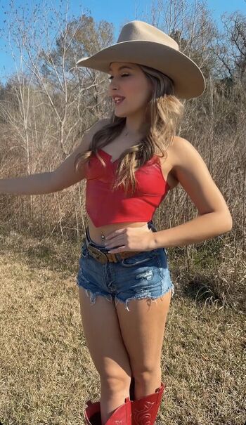 Full leaked Kiara louviere private onlyfans photo