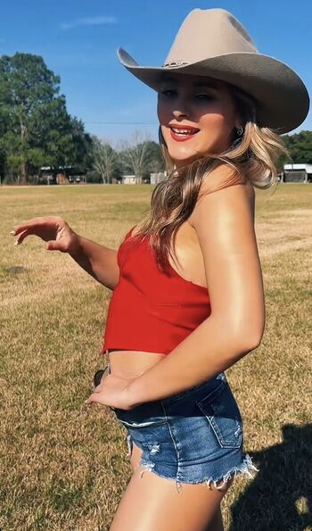 Full leaked Kiara louviere private onlyfans photo