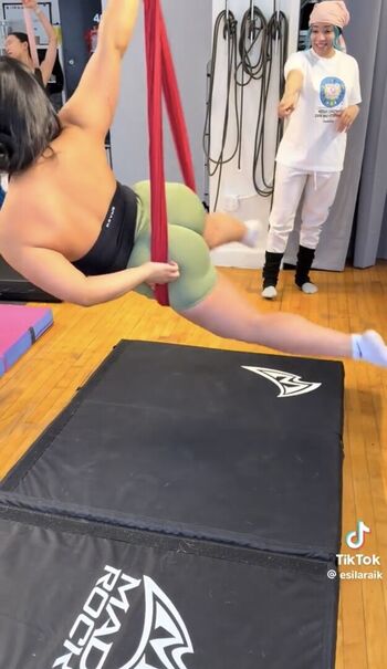 Full leaked Kiaralise private onlyfans photo