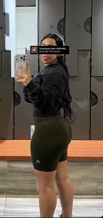 Full leaked Kiaralise private onlyfans photo