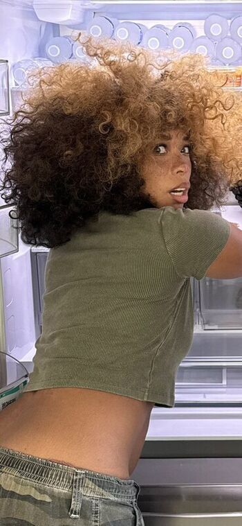 Kiera Please