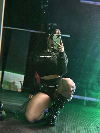 Full leaked Kiki vhyce private onlyfans photo