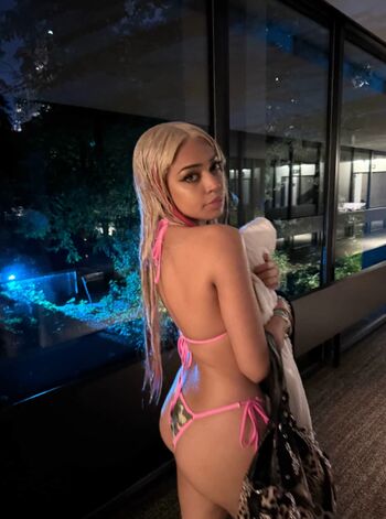 Full leaked Kikuai  page private onlyfans photo