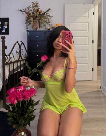 Full leaked Kikuai private onlyfans photo