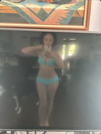 Full leaked Kikween private onlyfans photo