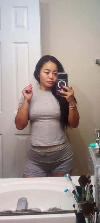 Full leaked Killerbeemma private onlyfans photo