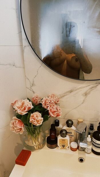 Full leaked Kim akrich private onlyfans photo