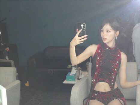 Kim Chaewon