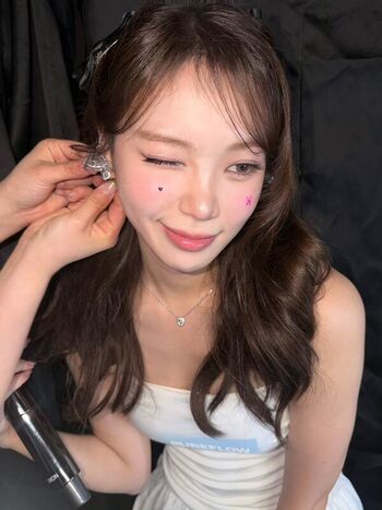 Full leaked Kim chaewon private onlyfans photo