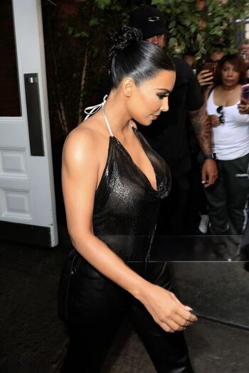Full leaked Kim kardashian private onlyfans photo