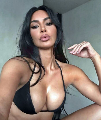 Full leaked Kim kardashian page private onlyfans photo