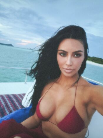 Full leaked Kim kardashian page private onlyfans photo