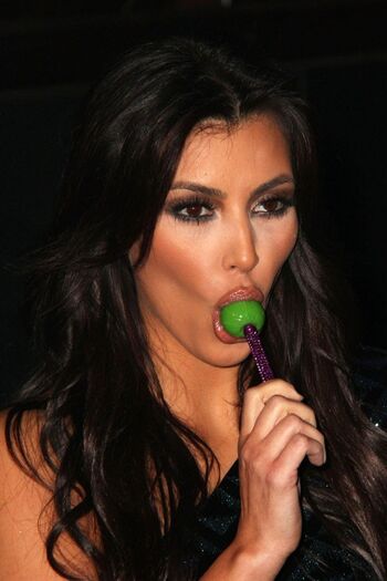 Full leaked Kim kardashian page private onlyfans photo