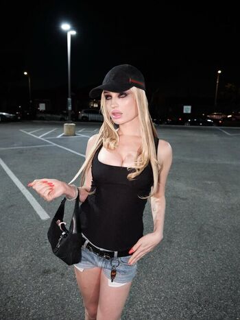 Full leaked Kim petras private onlyfans photo