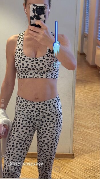 Full leaked Kim sarah brandts private onlyfans photo