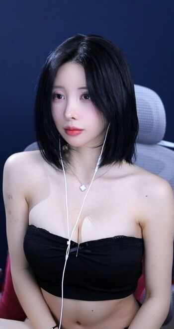 Full leaked Kim yu page private onlyfans photo