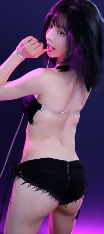 Full leaked Kim yu page private onlyfans photo