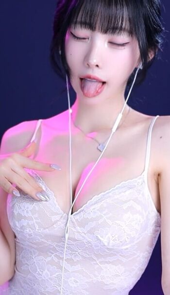 Full leaked Kim yu page private onlyfans photo