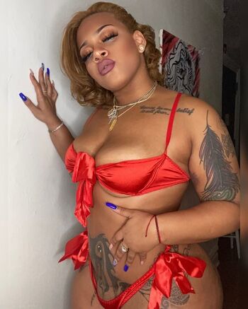 Full leaked Kimkommas private onlyfans photo