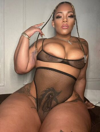 Full leaked Kimlifts private onlyfans photo