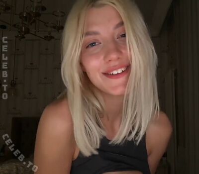 Full leaked Kimoriiii private onlyfans photo