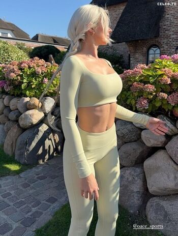 Full leaked Kimschiele private onlyfans photo