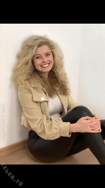 Full leaked Kimsieeee private onlyfans photo