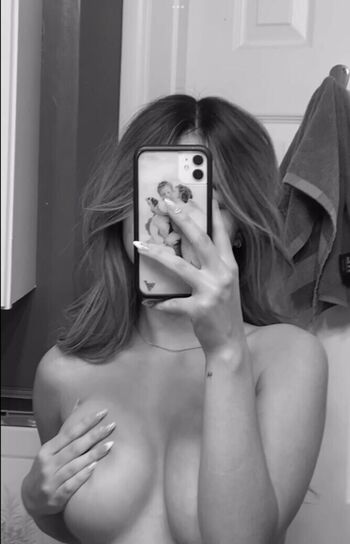 Full leaked Kimvuongg private onlyfans photo