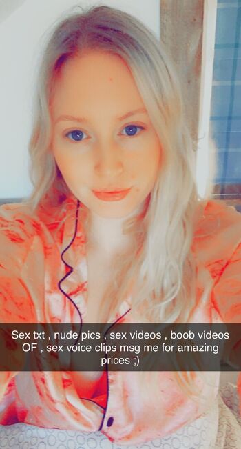 Full leaked Kinkerbells private onlyfans photo