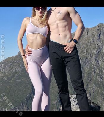 Full leaked Kinkycouplegoals private onlyfans photo