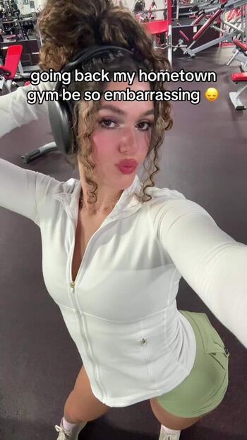 Full leaked Kinziecakesz private onlyfans photo